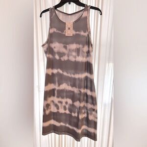 NWT/ BASICO sleeveless dress, Gray/White, SIZE L